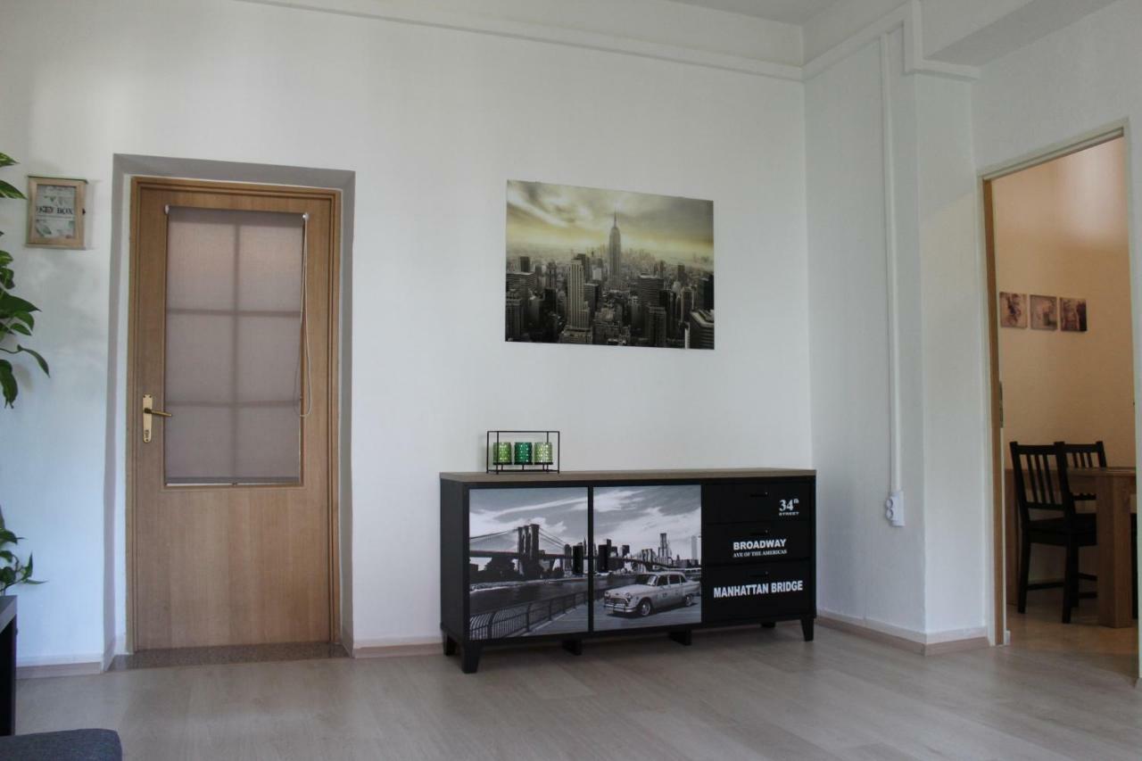 Apartment & Room'S Anni Zadar Exterior photo