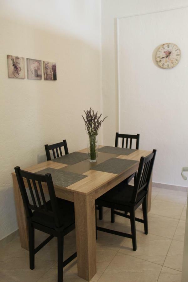Apartment & Room'S Anni Zadar Exterior photo